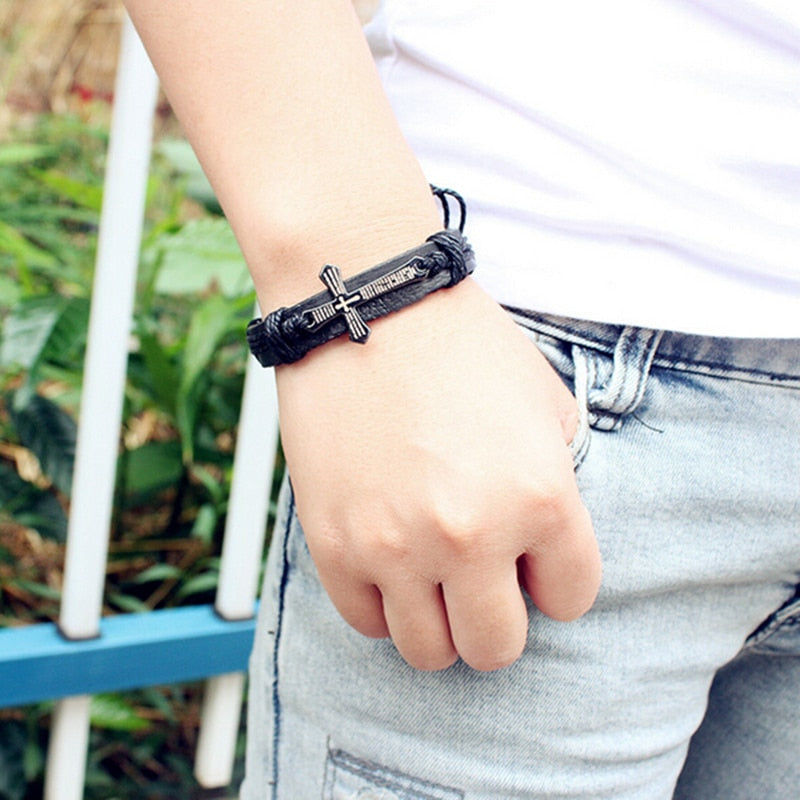 New Fashion Men Jewelry Vintage Leather Bracelets & Bangles Metal Cross Jesus Rope Bracelet Adjustable Wax Cord Brown Black