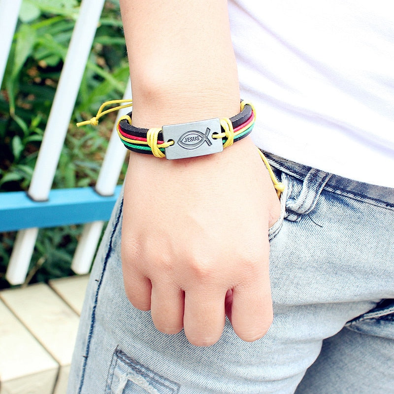 New Fashion Men Jewelry Vintage Leather Bracelets & Bangles Metal Cross Jesus Rope Bracelet Adjustable Wax Cord Brown Black
