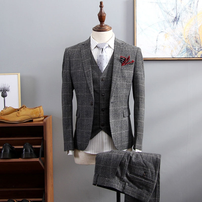 British Style Men's 3 Piece Suit, Plaid Blazer, Business, Formal Dress Suit.