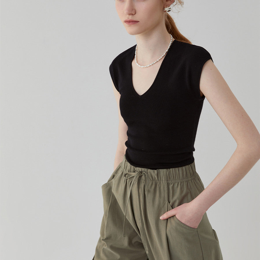 V-neck Knitted T-shirt Women's Casual Design