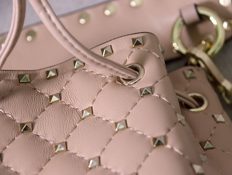Leather Rivets Bucket Bag Diamond Chain
