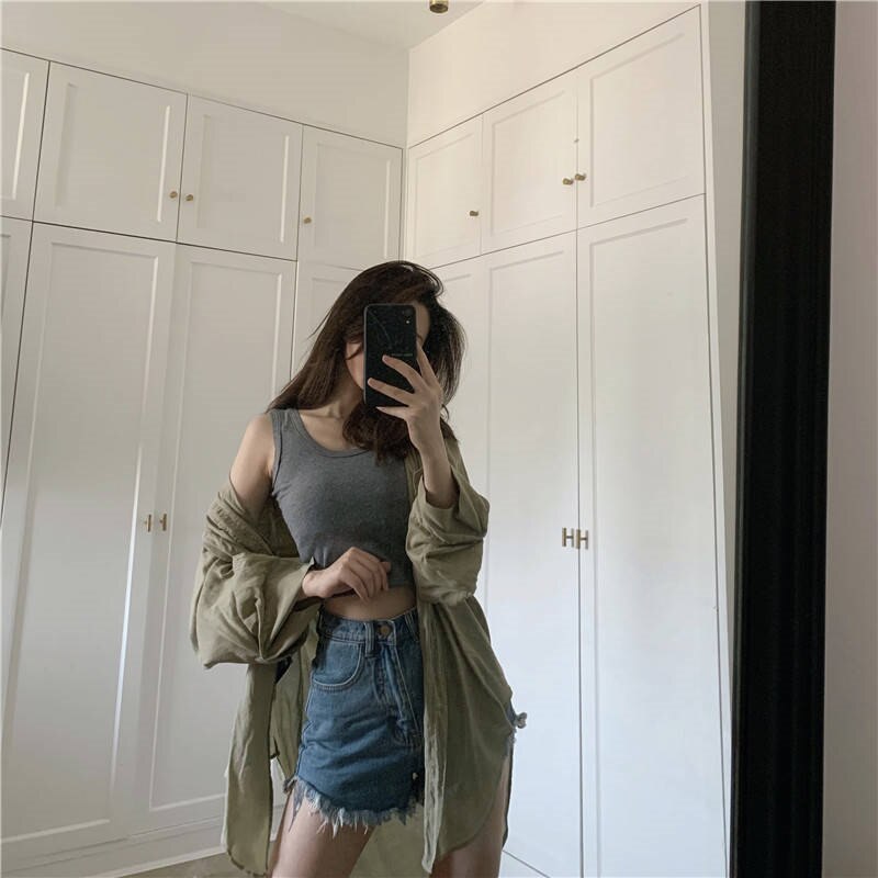 White Knitted Round Neck Women's T Shirt Sexy Sleeveless Camisole Crop Top.