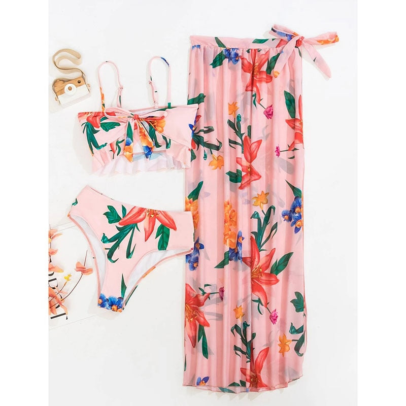 Women's New 3 Pieces Swimsuit Set. Lace Up Bikini Set With Skirt.