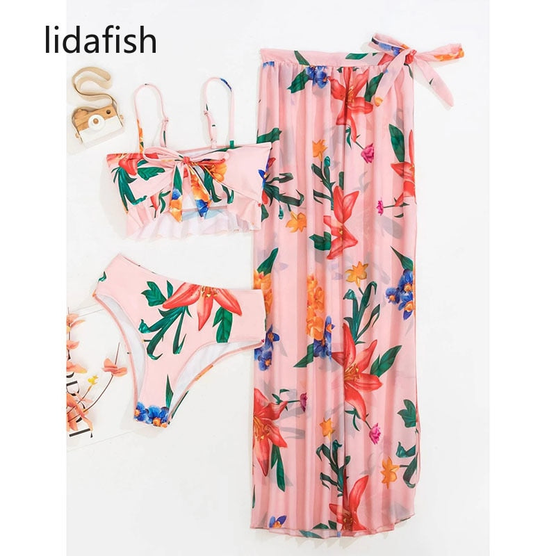 Women's New 3 Pieces Swimsuit Set. Lace Up Bikini Set With Skirt.