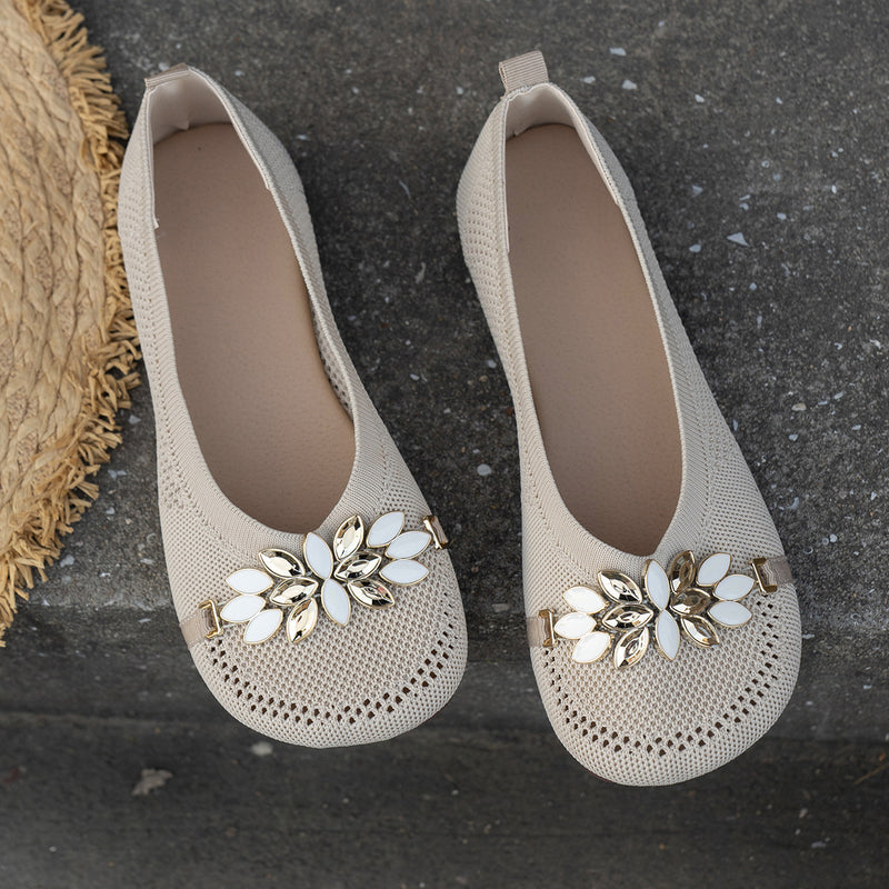 Ladies Round Toe Flat Shoes With Floral Metal Decoration