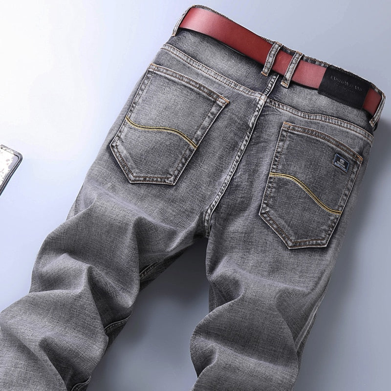 New, Men's Stretch Regular Fit Jeans.