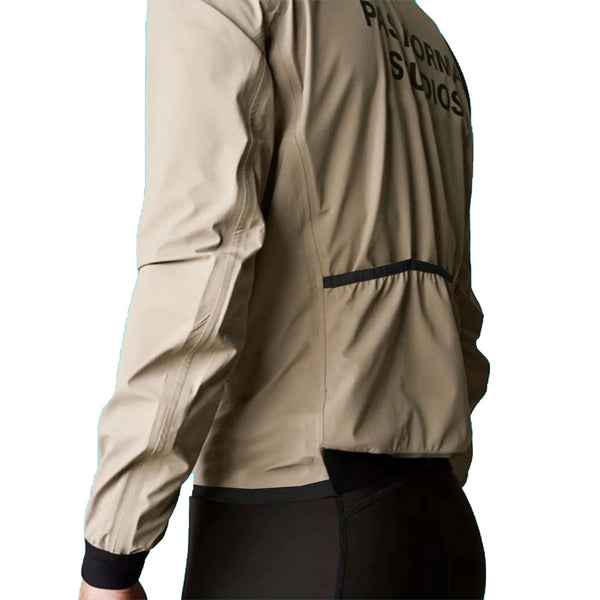 Rain Jacket Waterproof and Windproof Cycling Long Sleeve Jacket.