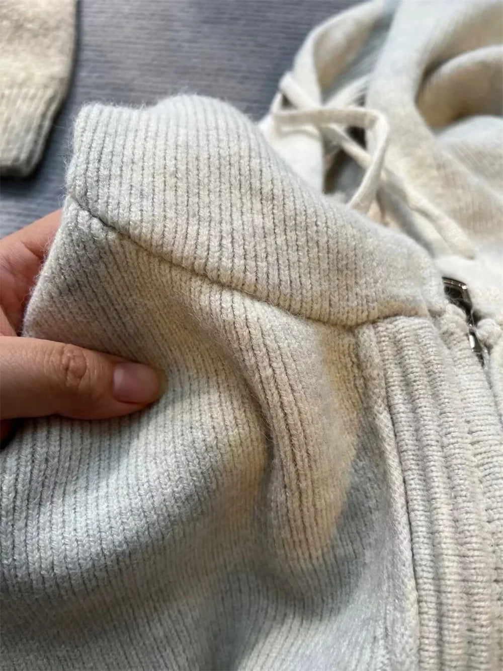 Korean Gray Hood Sweater Outerwear Women Loose Spring Autumn and Winter Outdoor Thickened Knitted Double Zipper Hoodie Coats
