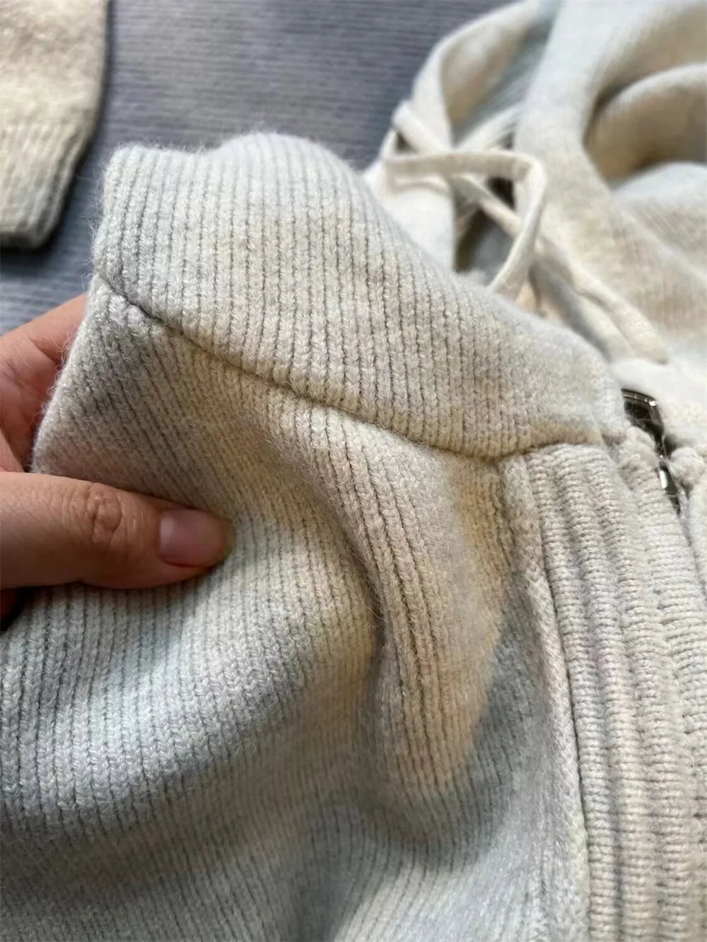 Korean Gray Hood Sweater Outerwear Women Loose Spring Autumn and Winter Outdoor Thickened Knitted Double Zipper Hoodie Coats