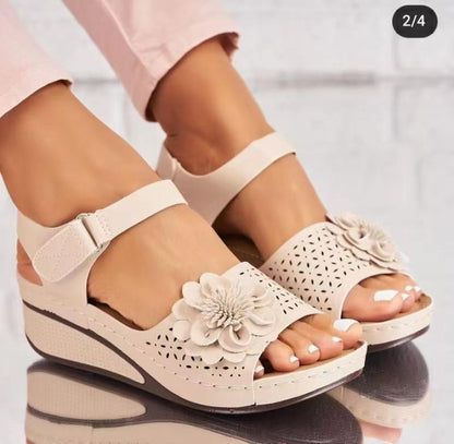 Women's Summer Plus Size Hollow-out Flower Platform Wedge Sandals