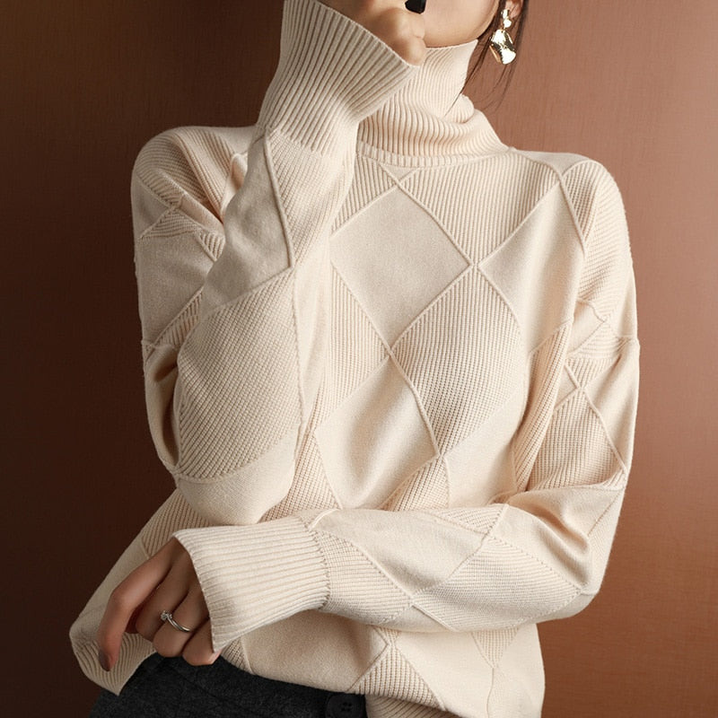Women's Cashmere sweater turtleneck 100% pure wool.