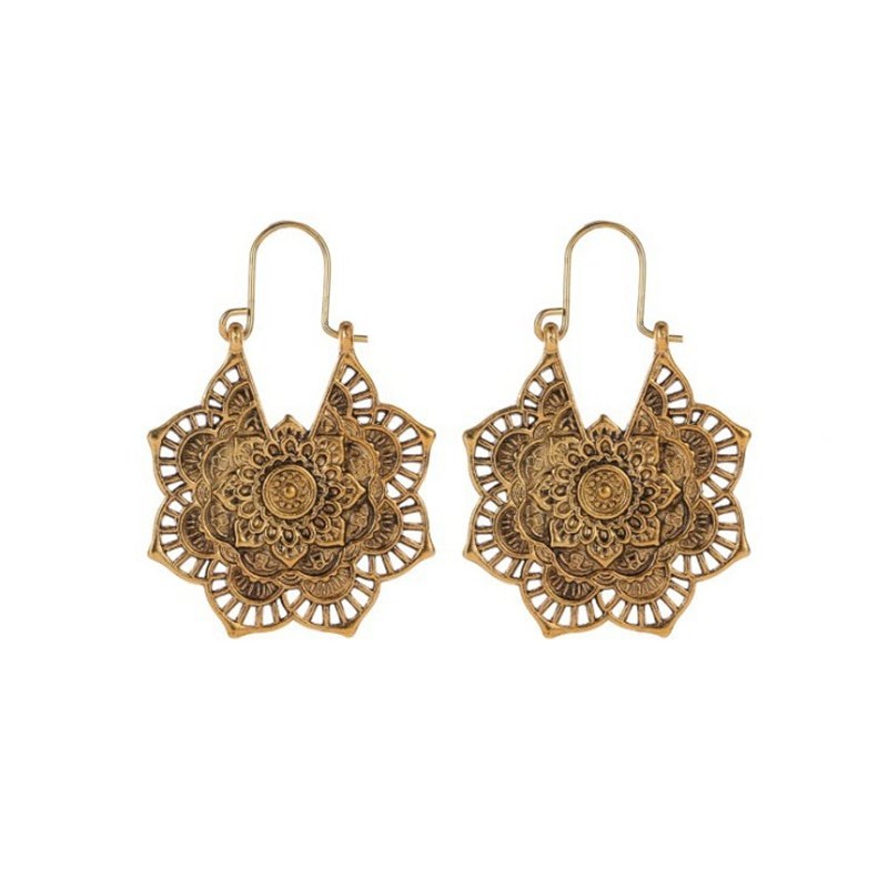 National wind earrings exquisite retro metal hollow flower earrings bohemian carved aristocratic wind earrings ladies jewelry